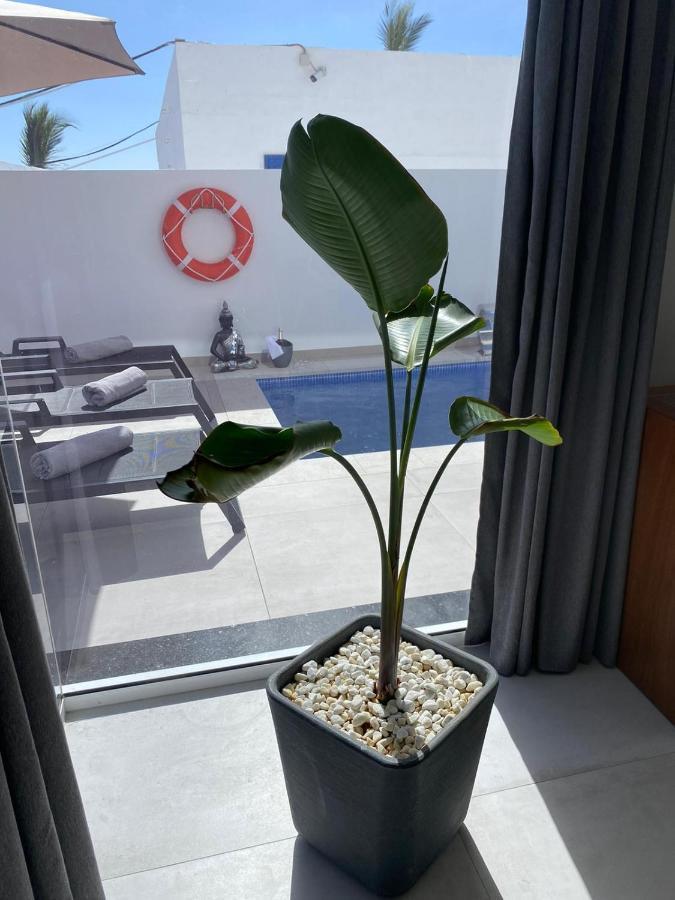 Beach Paradise Tías Екстериор снимка